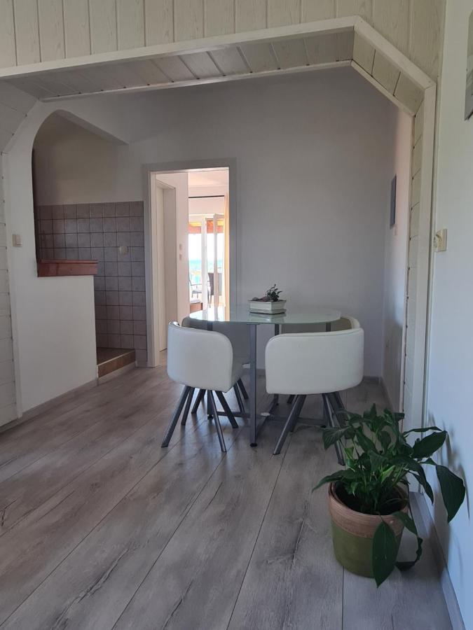 Apartman Karmen Barbat na Rabu ภายนอก รูปภาพ