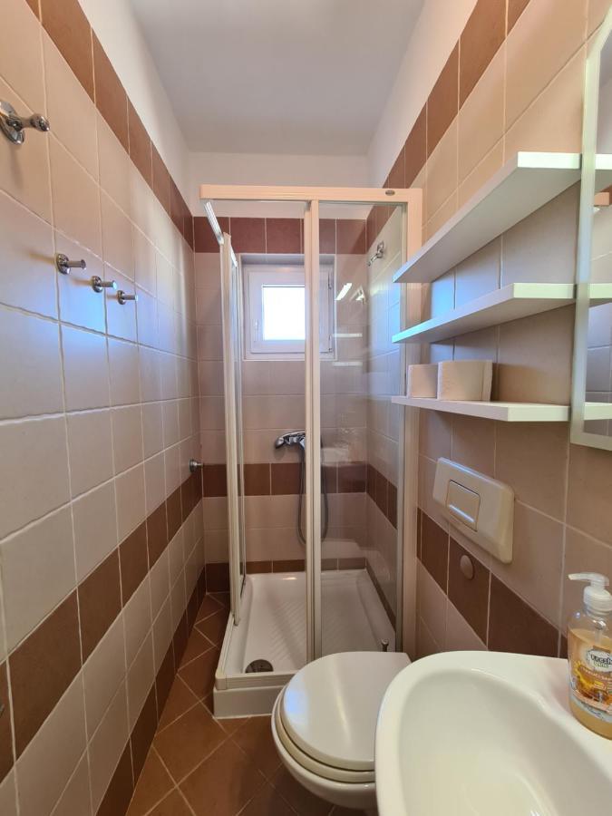 Apartman Karmen Barbat na Rabu ภายนอก รูปภาพ