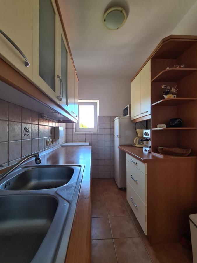 Apartman Karmen Barbat na Rabu ภายนอก รูปภาพ